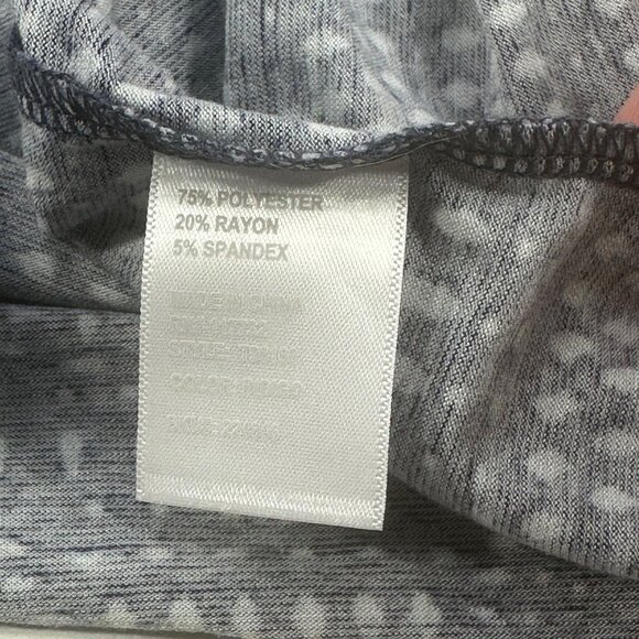 ZeroXposur Women's Size Small Top Sleeveless Patterned Gray Preowned - Picture 4 of 13